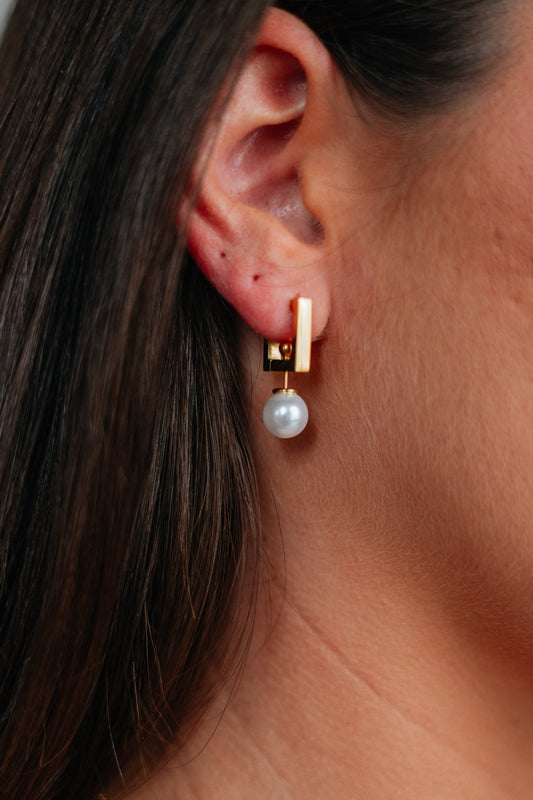 Maude Pearl Earrings